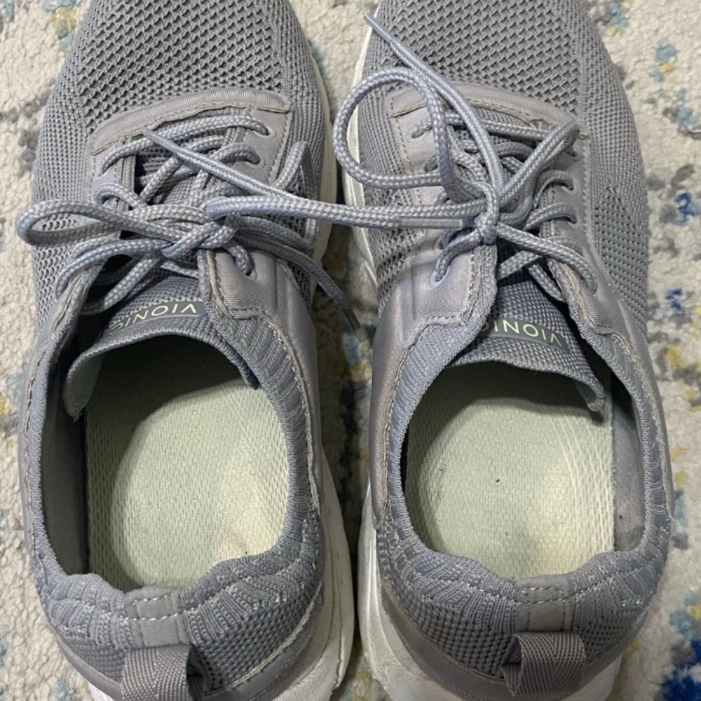 Vionic Endure Size 9.5‎ Walking Shoe Sneaker Light Gray Women's 9 1/2 Pre-Owned - Picture 9 of 11